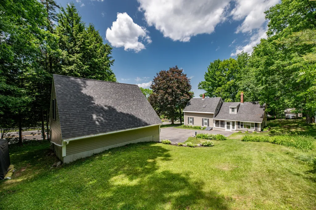 626 Wiscasset Road Pittston ME 04345