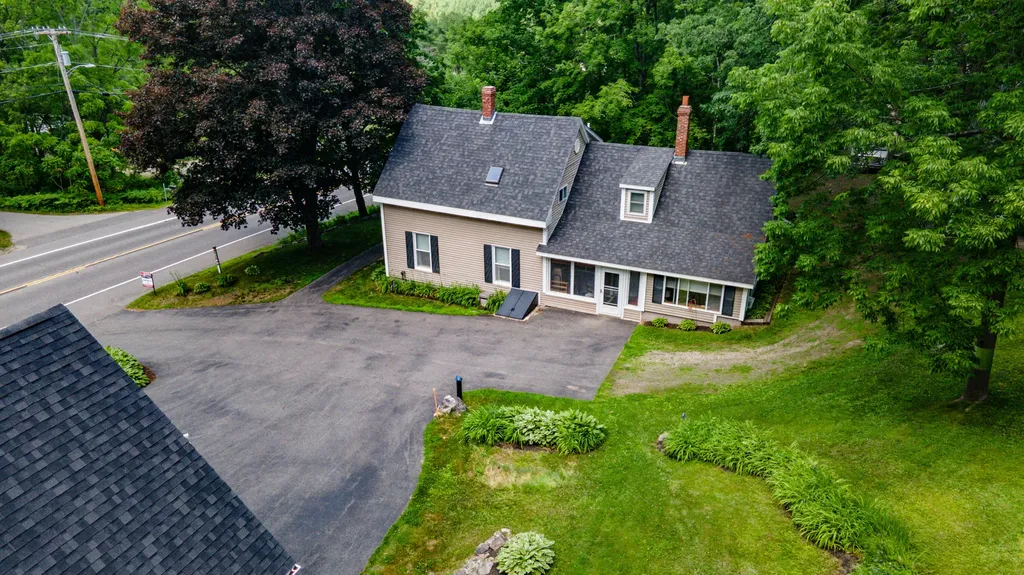 626 Wiscasset Road Pittston ME 04345