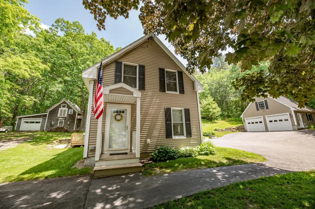 626 Wiscasset Road Pittston ME 04345