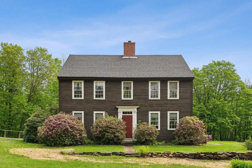 19 Bearce Road Winthrop ME 04364