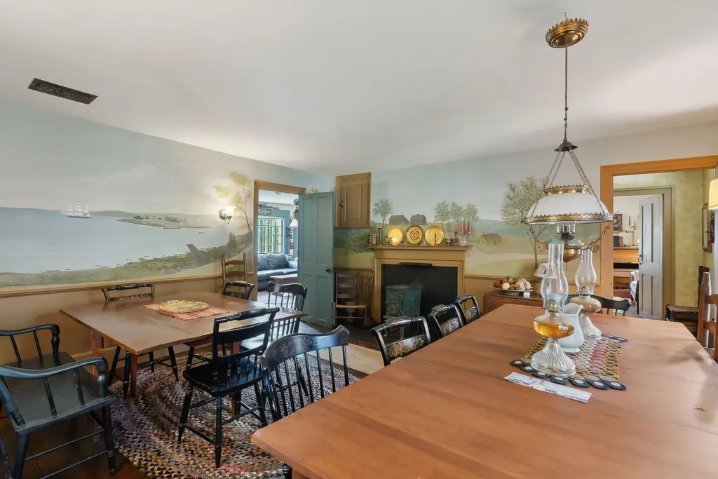 19 Bearce Road Winthrop ME 04364