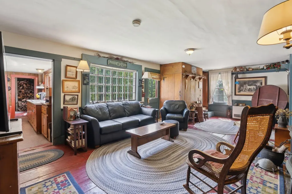 19 Bearce Road Winthrop ME 04364