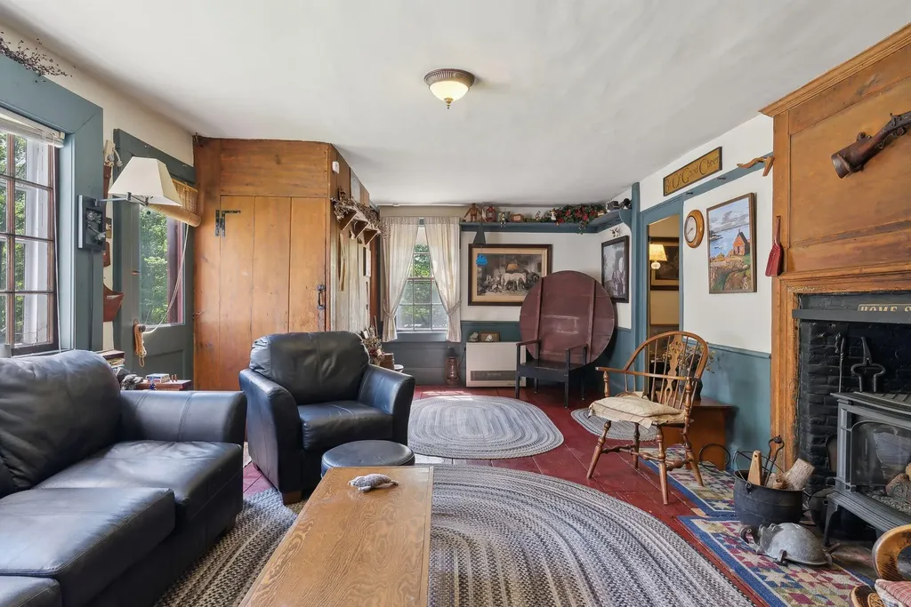 19 Bearce Road Winthrop ME 04364