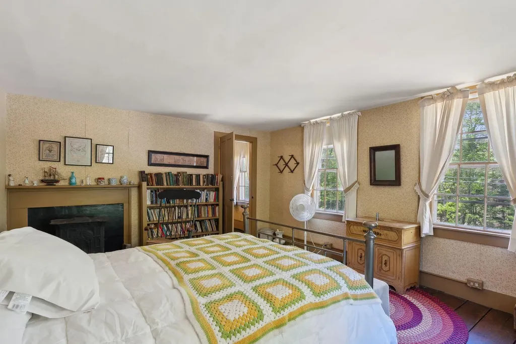 19 Bearce Road Winthrop ME 04364