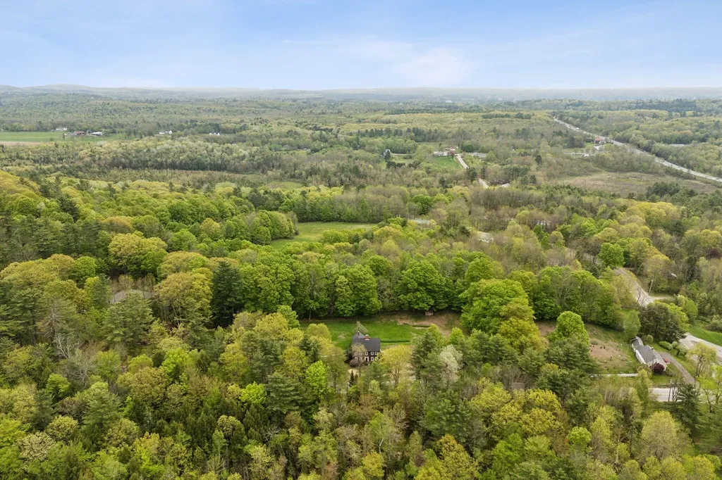 19 Bearce Road Winthrop ME 04364