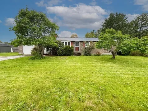 15 Brault Street Lewiston ME 04240