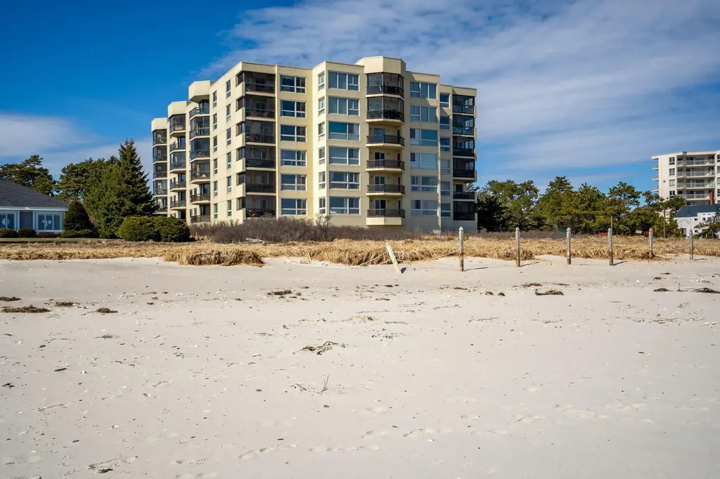215 E Grand Avenue Old Orchard Beach ME 04064