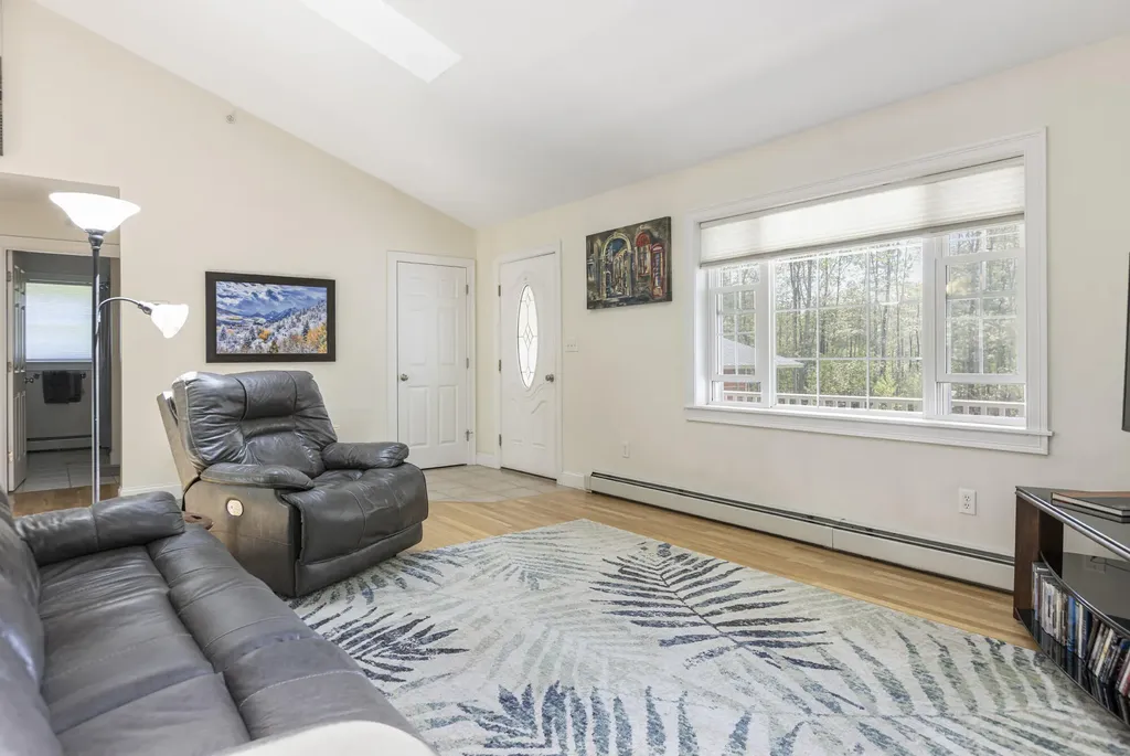 20 Leavitt Drive Gorham ME 04038