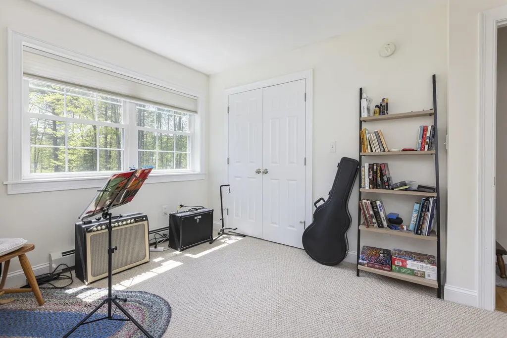 20 Leavitt Drive Gorham ME 04038