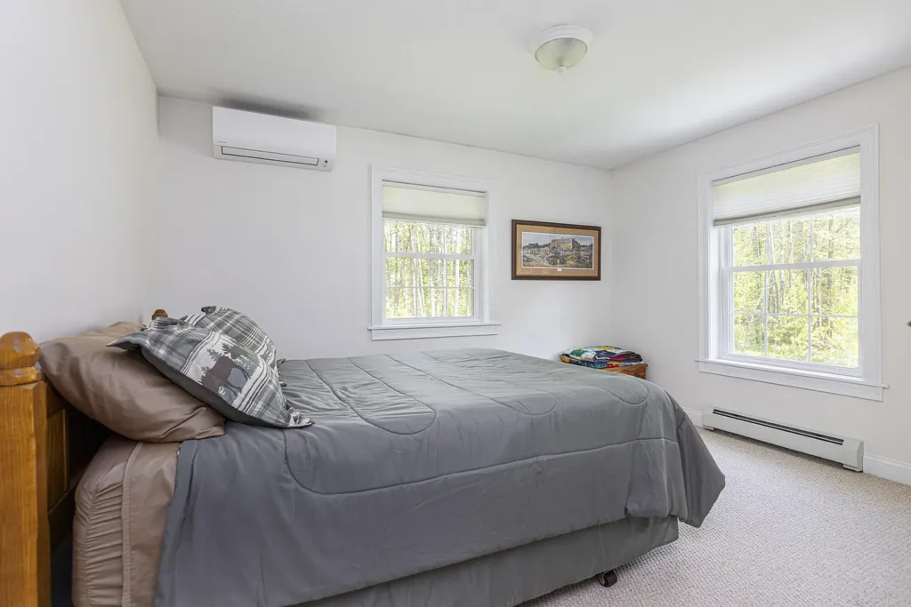 20 Leavitt Drive Gorham ME 04038