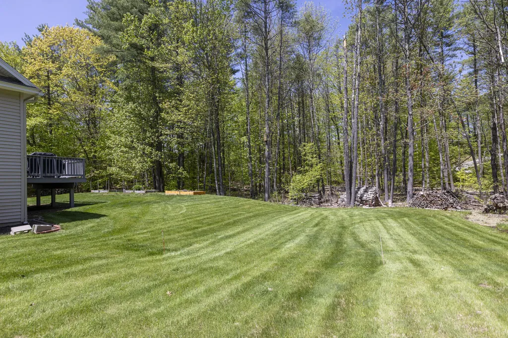 20 Leavitt Drive Gorham ME 04038