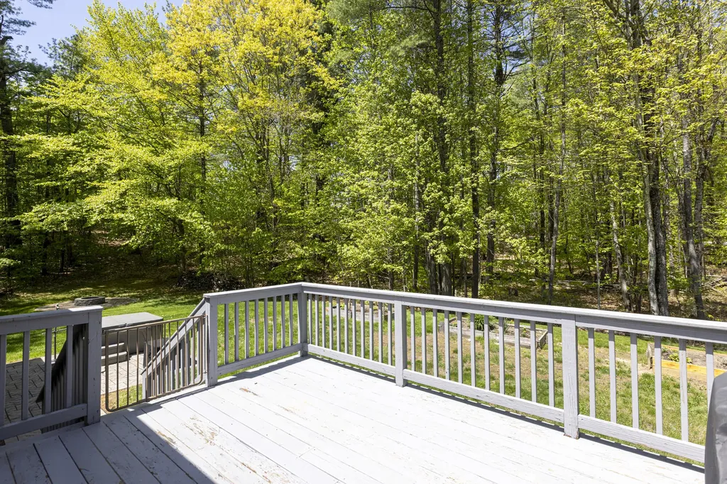 20 Leavitt Drive Gorham ME 04038