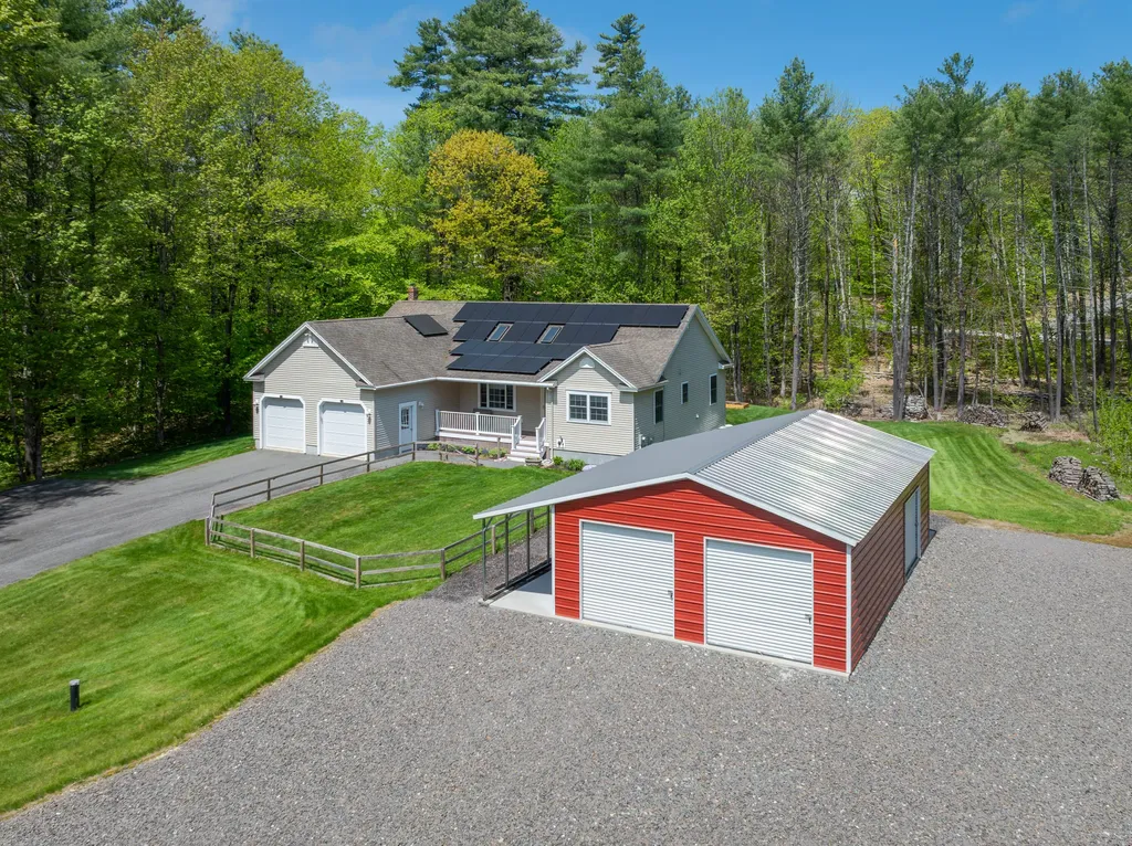 20 Leavitt Drive Gorham ME 04038