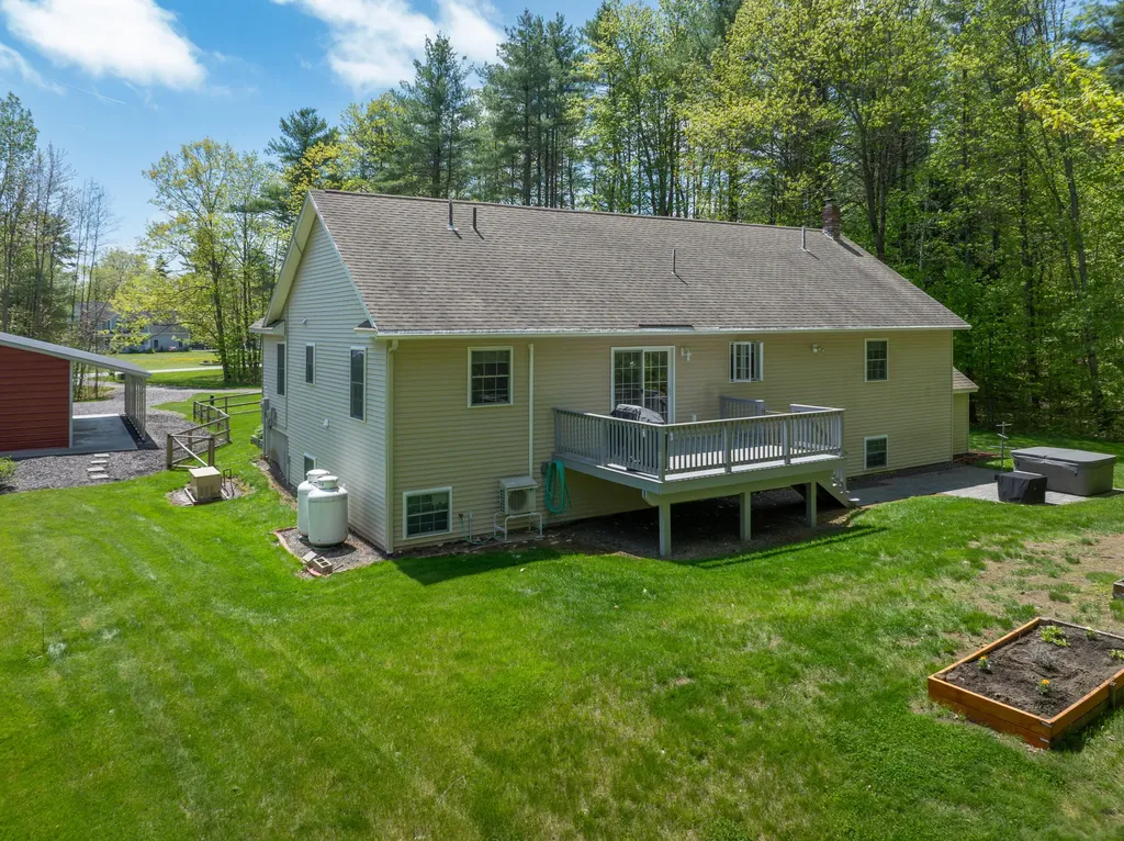 20 Leavitt Drive Gorham ME 04038