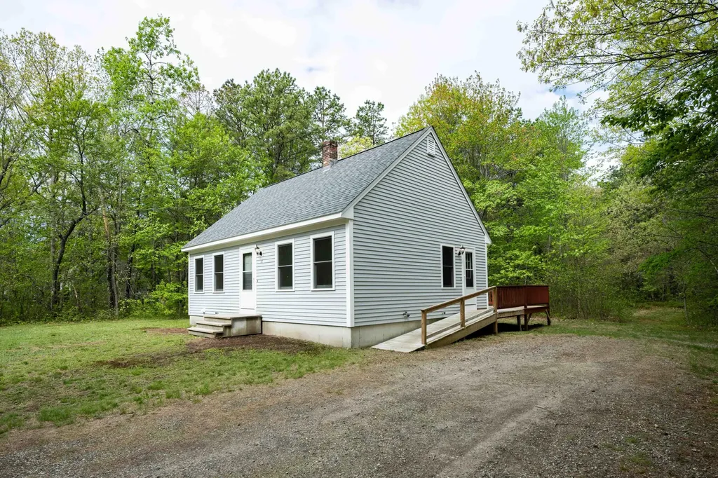 16 Balsam Lane Kennebunk ME 04043