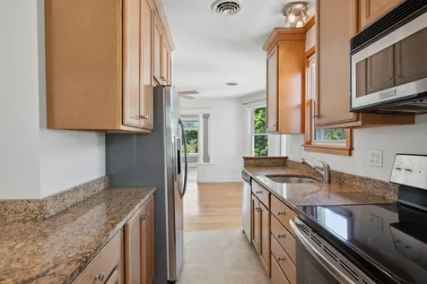 23-25 Deerfield Road Portland ME 04101