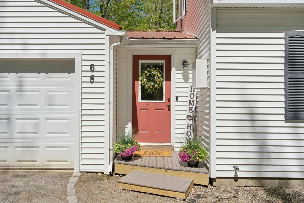 65 Lone Indian Trail Augusta ME 04330