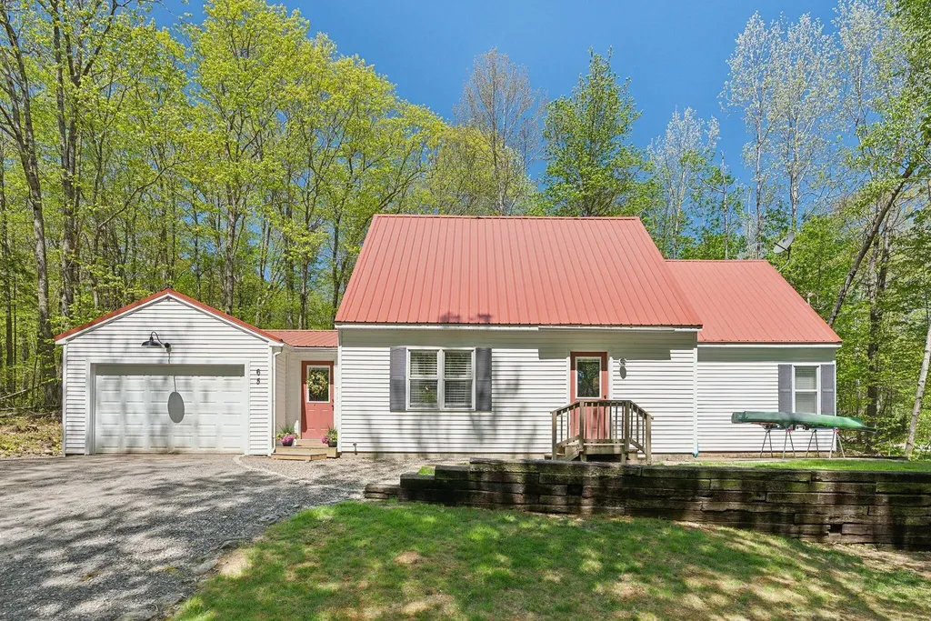 65 Lone Indian Trail Augusta ME 04330