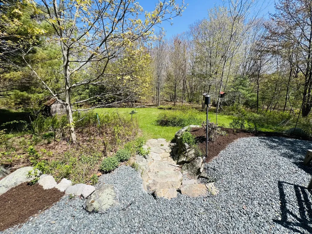 90 N Sedgwick Road Sedgwick ME 04676