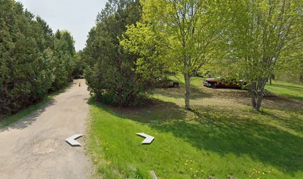 978 River Road Clinton ME 04927
