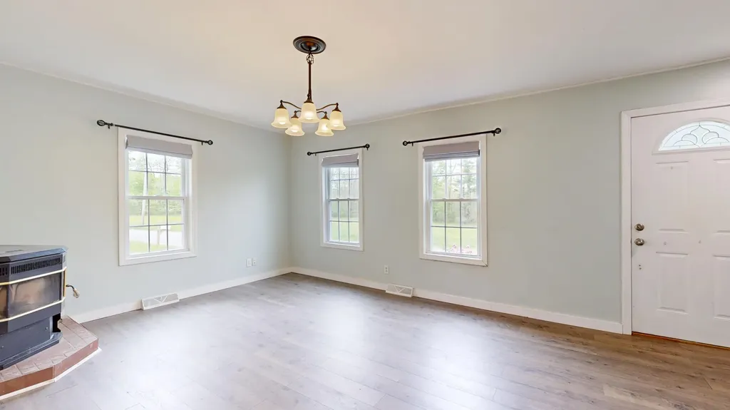 3 Ridge Road Monmouth ME 04259
