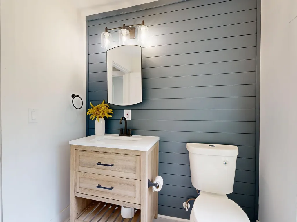 3 Ridge Road Monmouth ME 04259