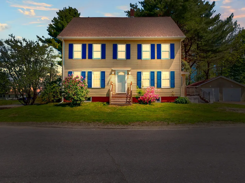 3 Ridge Road Monmouth ME 04259