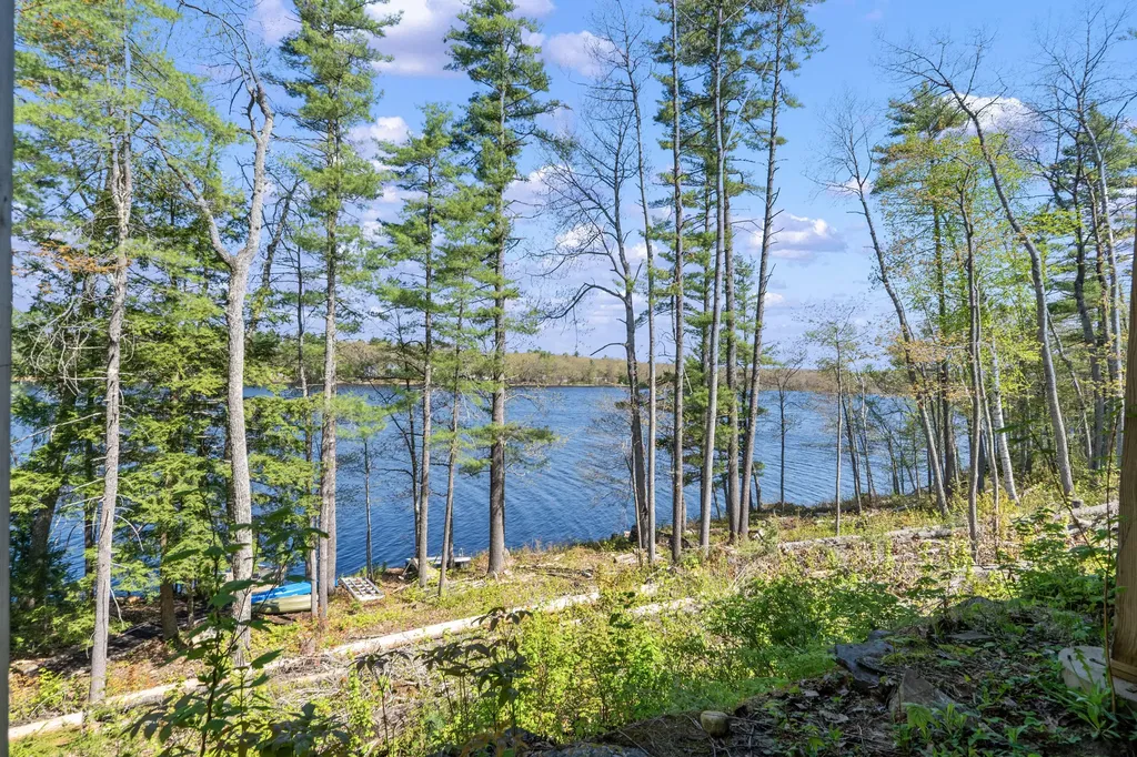 25 Scenic Lane Somerville ME 04348