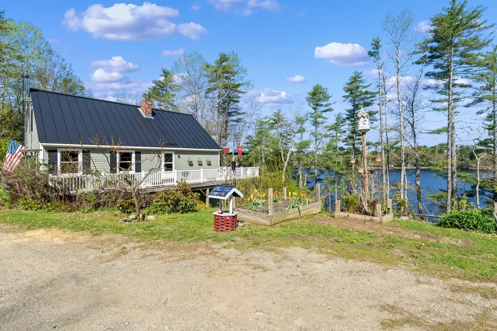 25 Scenic Lane Somerville ME 04348
