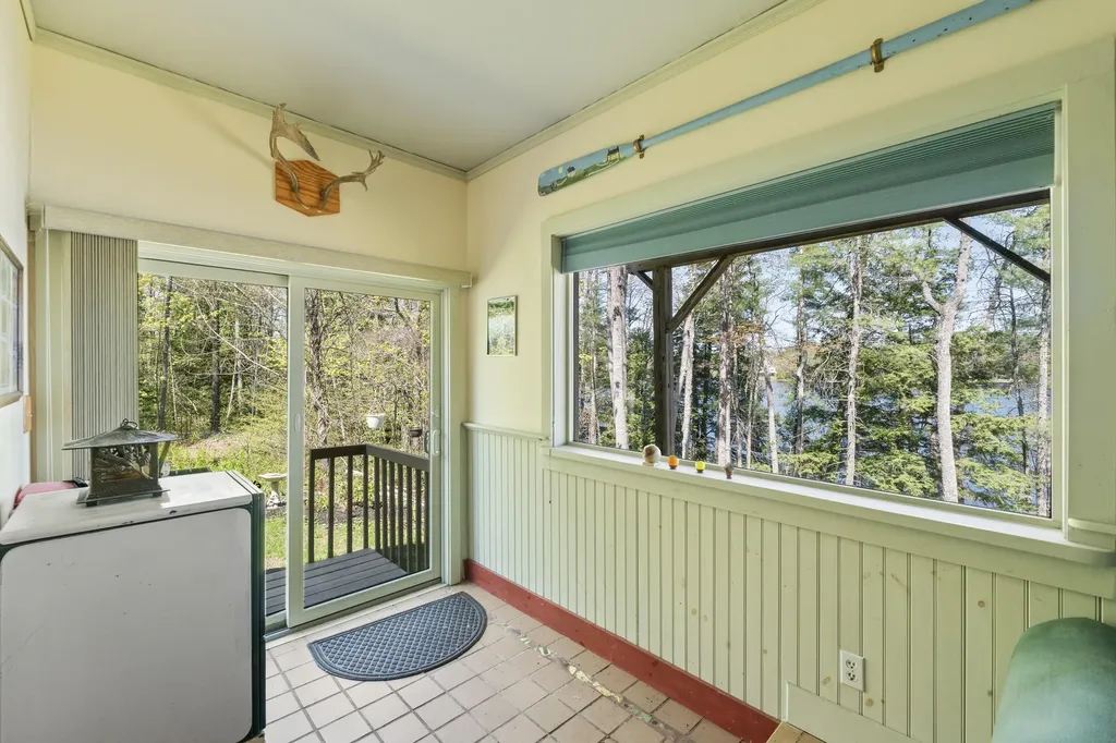 25 Scenic Lane Somerville ME 04348