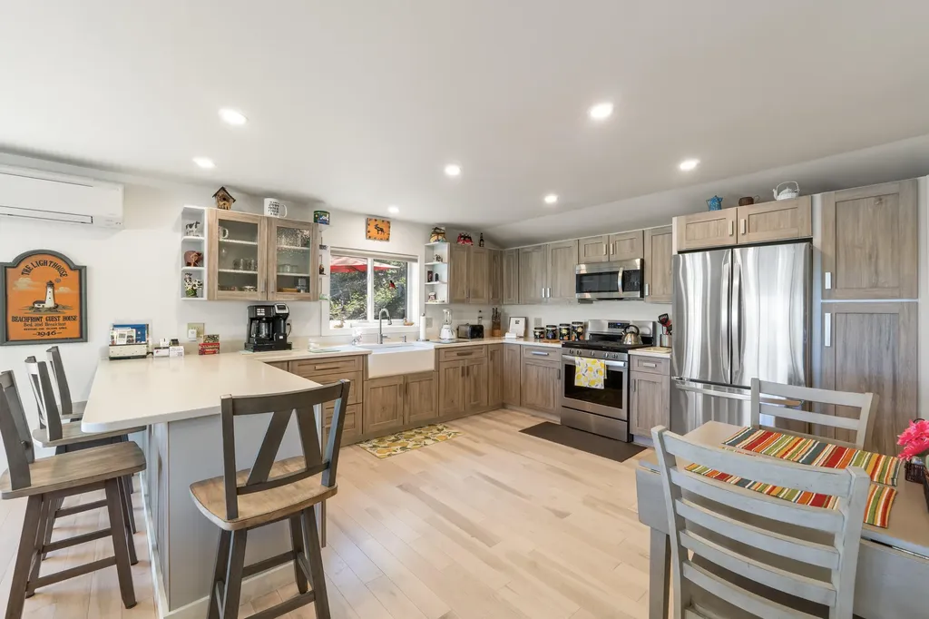 25 Scenic Lane Somerville ME 04348
