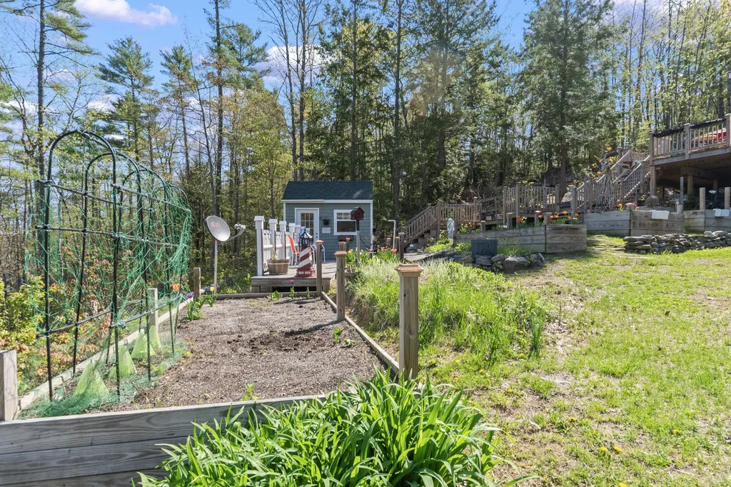 25 Scenic Lane Somerville ME 04348