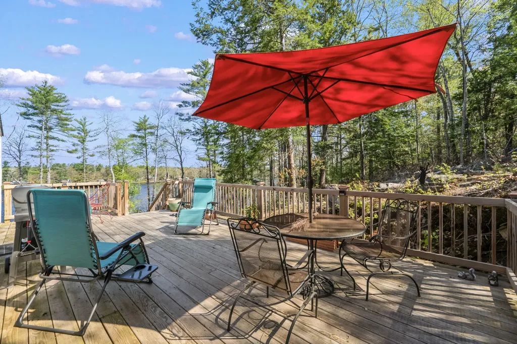 25 Scenic Lane Somerville ME 04348