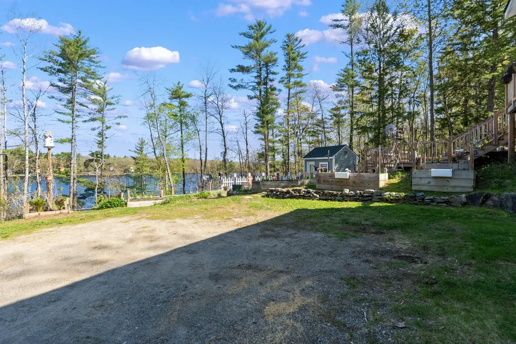25 Scenic Lane Somerville ME 04348