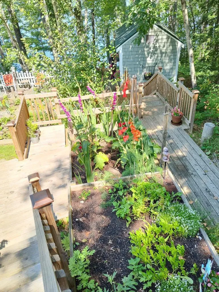 25 Scenic Lane Somerville ME 04348
