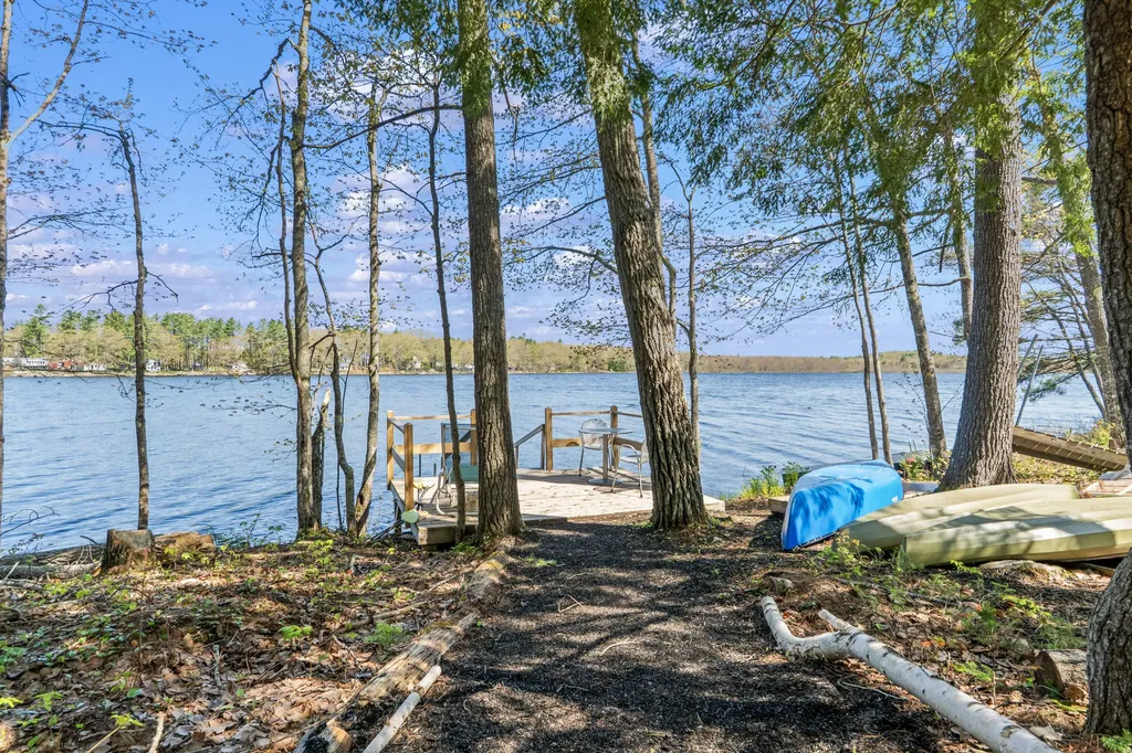 25 Scenic Lane Somerville ME 04348