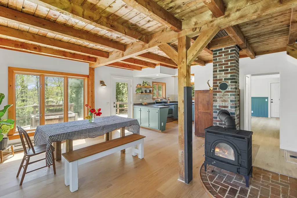 121 Heal Road Lincolnville ME 04849