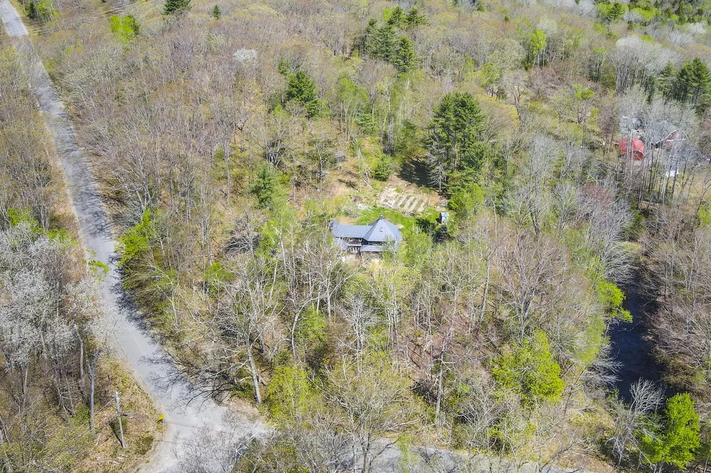 121 Heal Road Lincolnville ME 04849