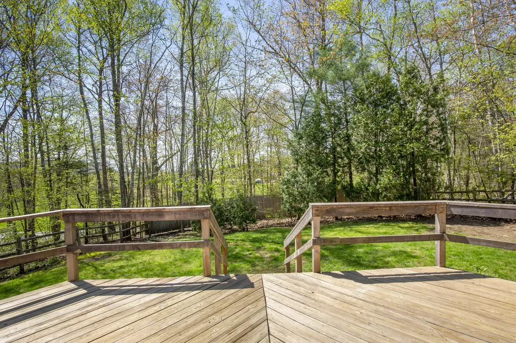 121 Heal Road Lincolnville ME 04849