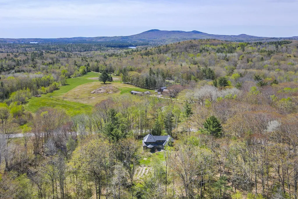 121 Heal Road Lincolnville ME 04849