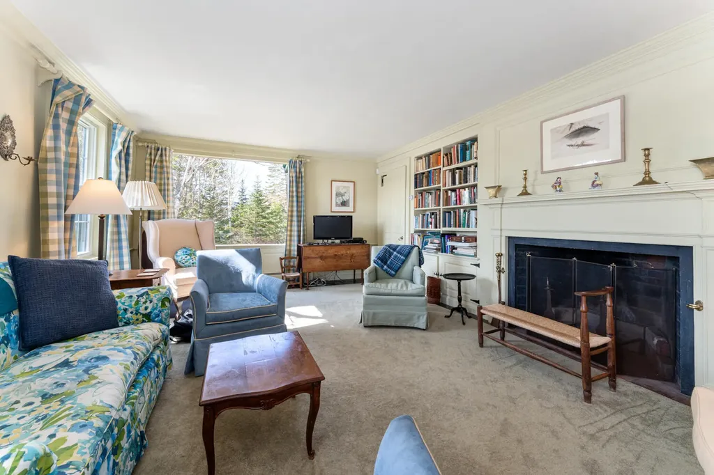87 Peabody Drive (Northeast Hrbr) Mount Desert ME 04662