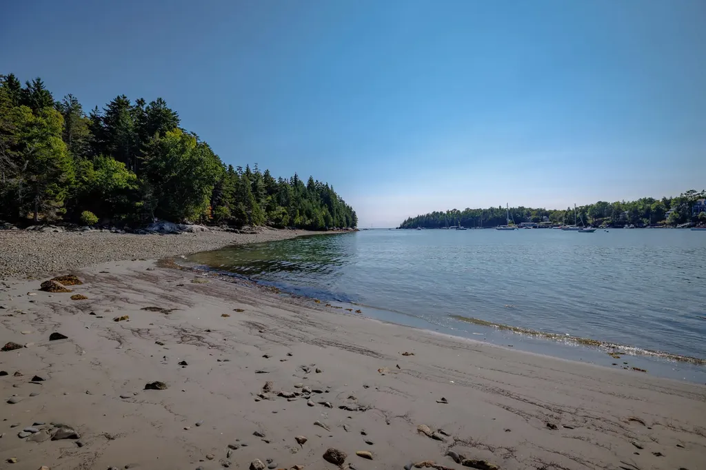 87 Peabody Drive (Northeast Hrbr) Mount Desert ME 04662