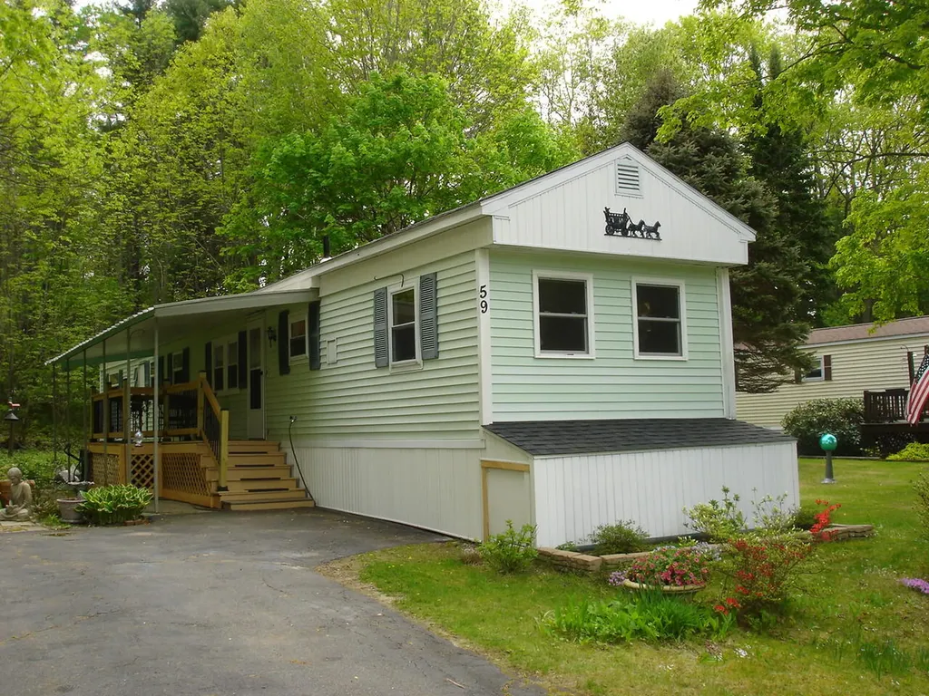 59 Patio Park Lane Gorham ME 04038