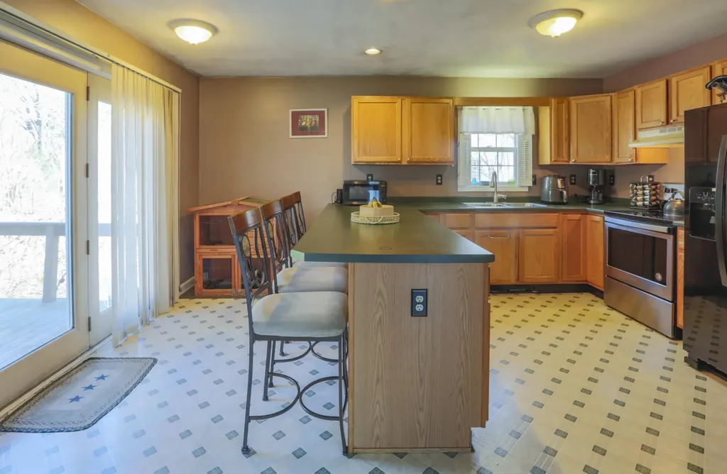 20 Searsmont Road Appleton ME 04862