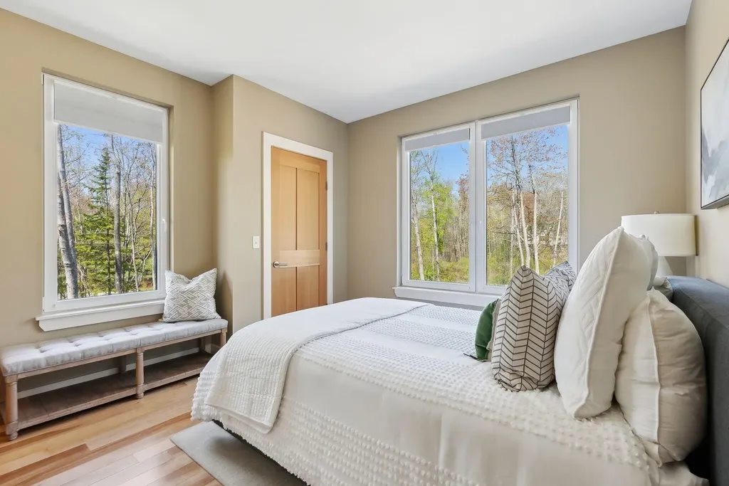 6 Prout Place Cape Elizabeth ME 04107