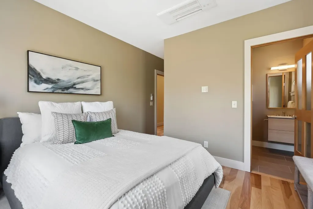 6 Prout Place Cape Elizabeth ME 04107