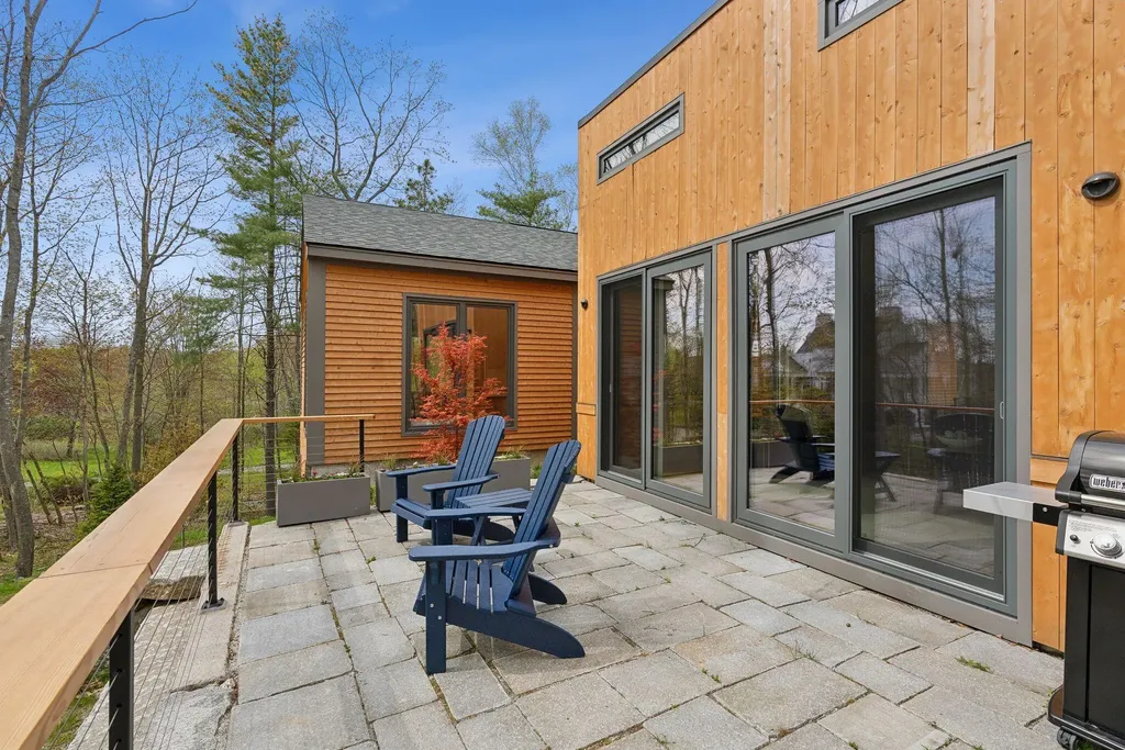 6 Prout Place Cape Elizabeth ME 04107