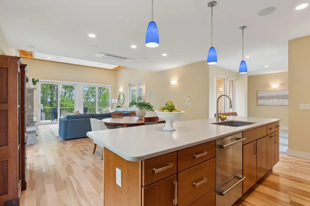6 Prout Place Cape Elizabeth ME 04107