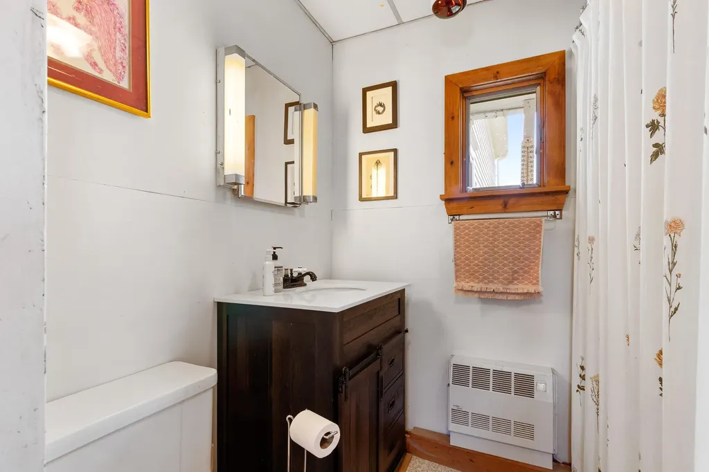 1746 Main Road Phippsburg ME 04562