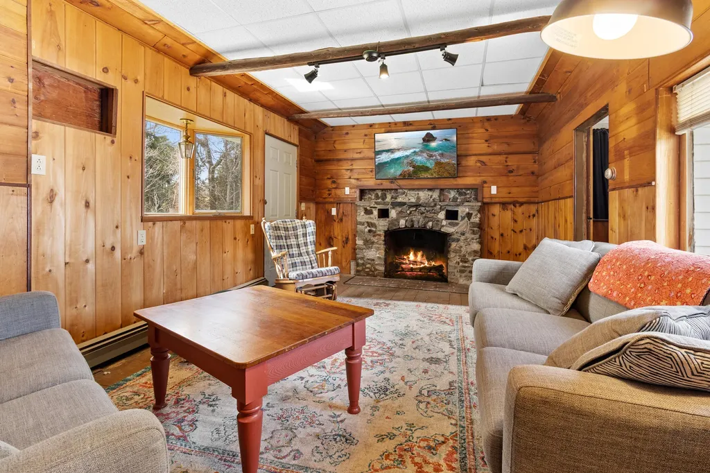 1746 Main Road Phippsburg ME 04562